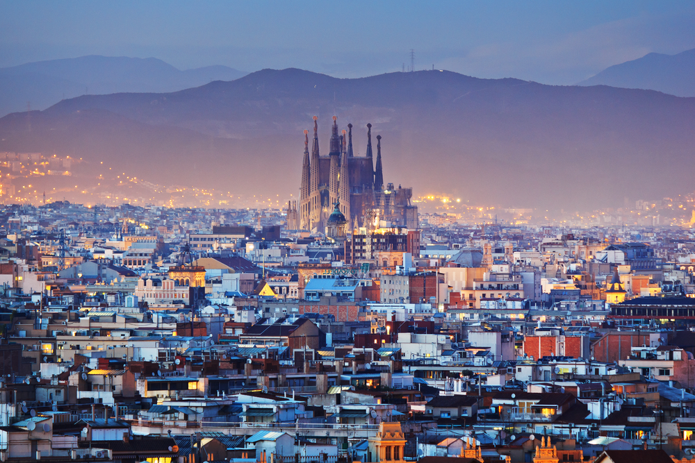Spain sees surge in Middle Eastern expats doubling up on trips home