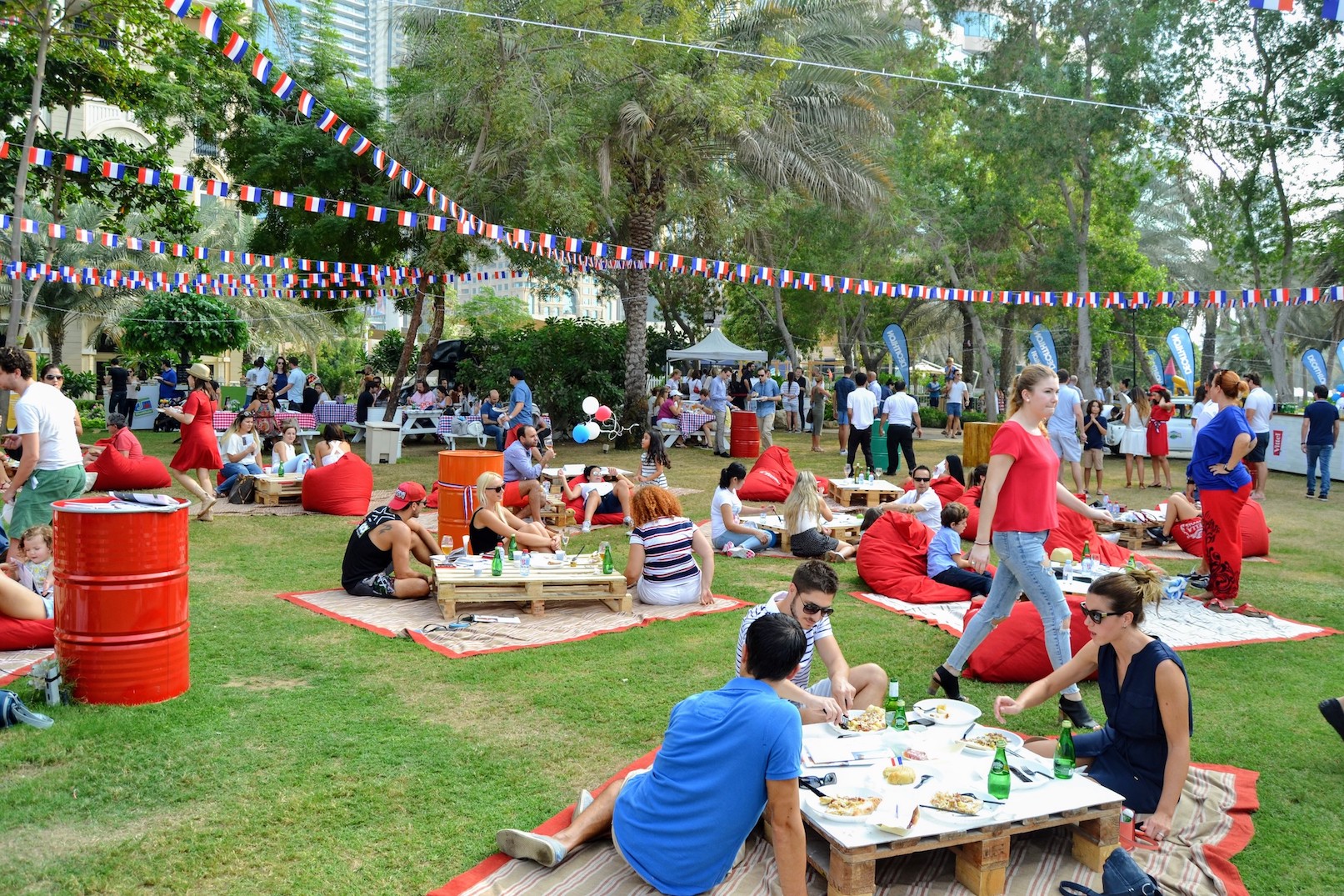 In Pictures: Apéritif à la Française