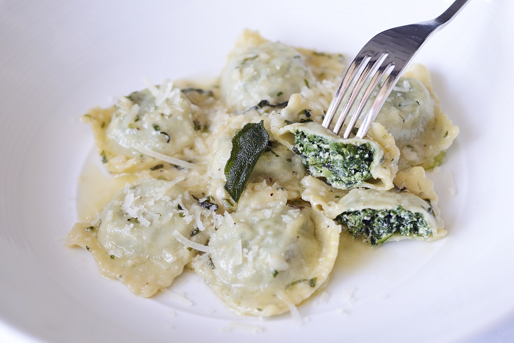 Ravioli Di Mamma Egi in Salsa di Burro e Salvia Handmade Ricotta Cheese and Spinach Ravioli, Sage,