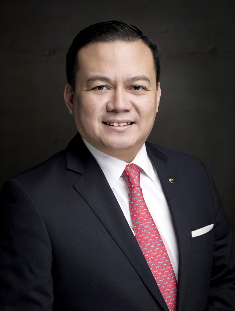 Cyril Warsono 