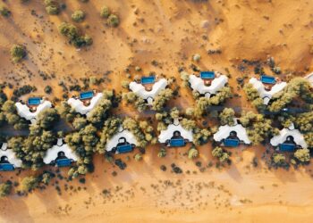 THE RITZ-CARLTON RAS AL KHAIMAH, AL WADI DESERT PRESENTS THE ULTIMATE EQUESTRIAN ADVENTURE WITH THE “EQUESTRIAN DESERT ADVENTURES” EXPERIENCE