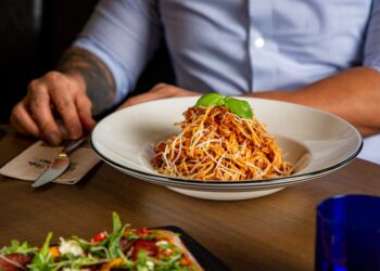 UNBELIEVABLY HEARTFUL BUSINESS LUNCHES UNDER AED 75 AT PizzaExpress