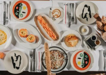 RSVP NOW OFFERING BREAKFAST AND LUNCH ON WEEKDAYS WITH OUTDOOR SEATING