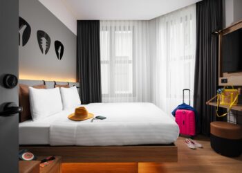 MOXY HOTELS DEBUTS ITS PLAYFUL SPIRIT IN TÜRKIYE WITH THE OPENING OF MOXY ISTANBUL BEYOĞLU
