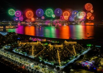 RAS AL KHAIMAH SETS A NEW GUINNESS WORLD RECORD WITH A SPECTACULAR NEW YEAR’S EVE CELEBRATION