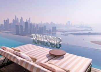 TOM FORD SOLEIL EXPERIENCE AT AURA SKYPOOL 