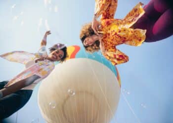 THE DUBAI BALLOON HOSTS A GIRLYPOP GALENTINE’S SIP & PAINT EXPERIENCE THIS FEBRUARY